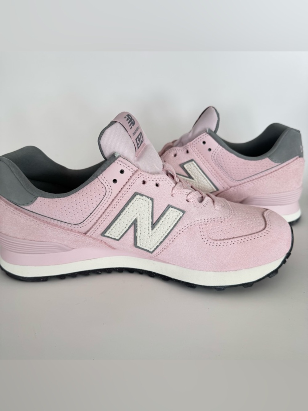 New Balance Women's Sneakers WL574TNP Size 9.5 - Like New - Picture 3 of 8